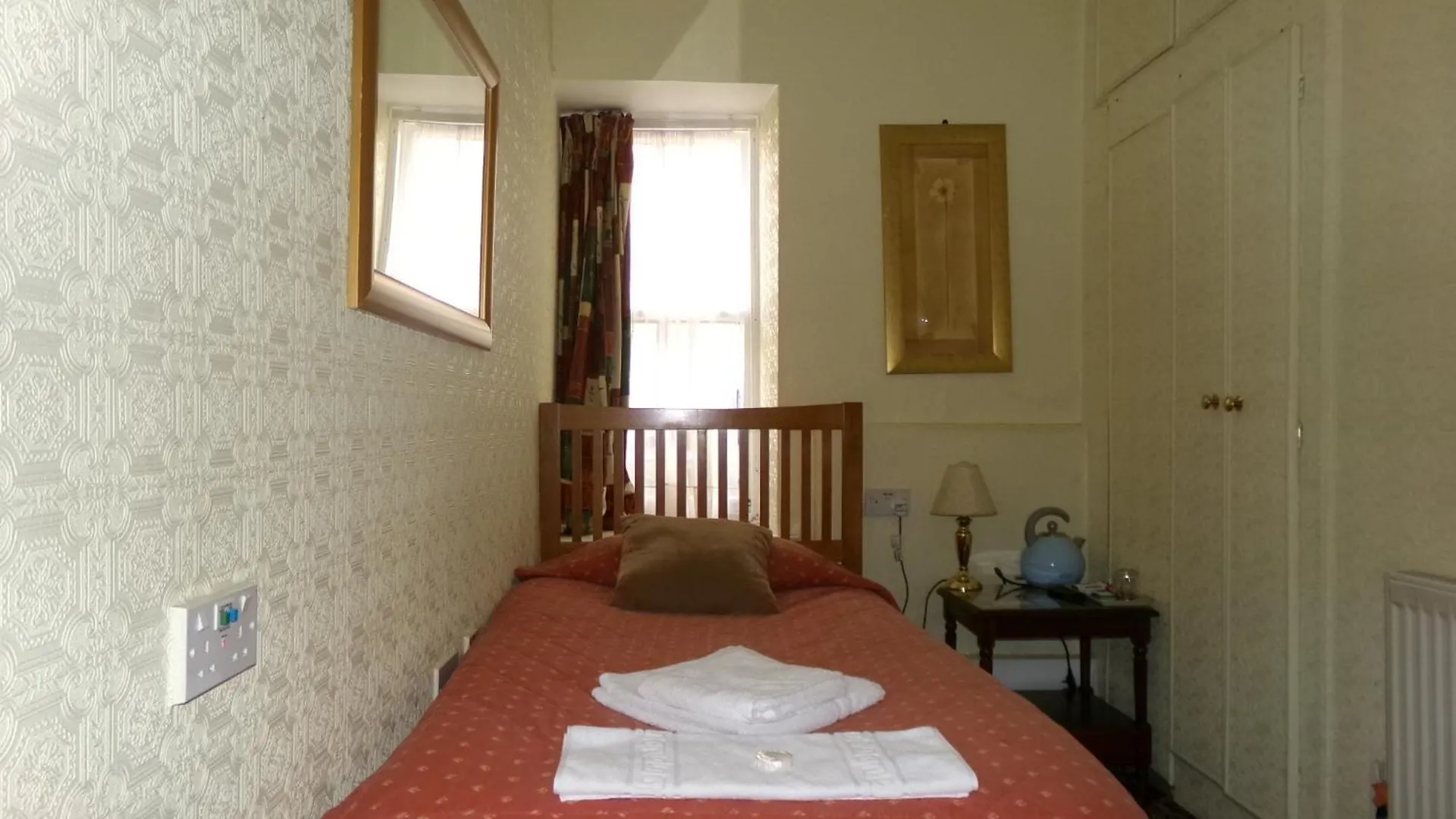 Averon Guest House Edinburgh 3*,  Birleşik Krallık