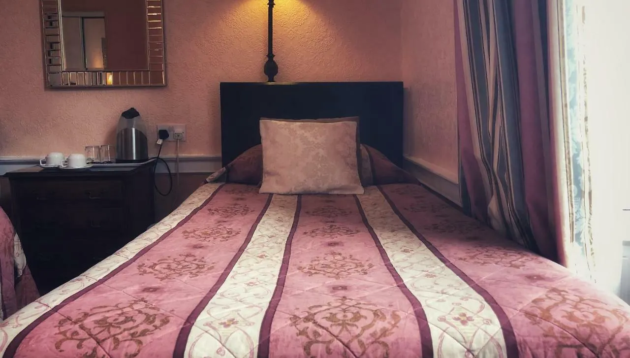 Averon Guest House Edinburgh
