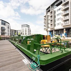4* Bateau-hôtel - Houseboats