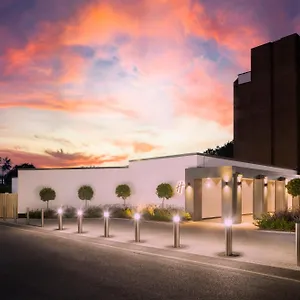 Hotel London - Gatwick Airport By Ihg
